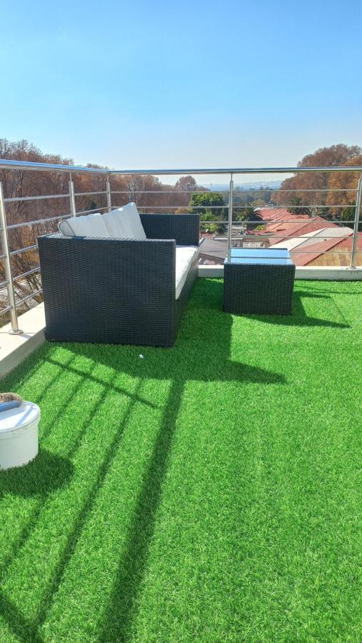 Garden Top Hotel ヨハネスブルグ エクステリア 写真